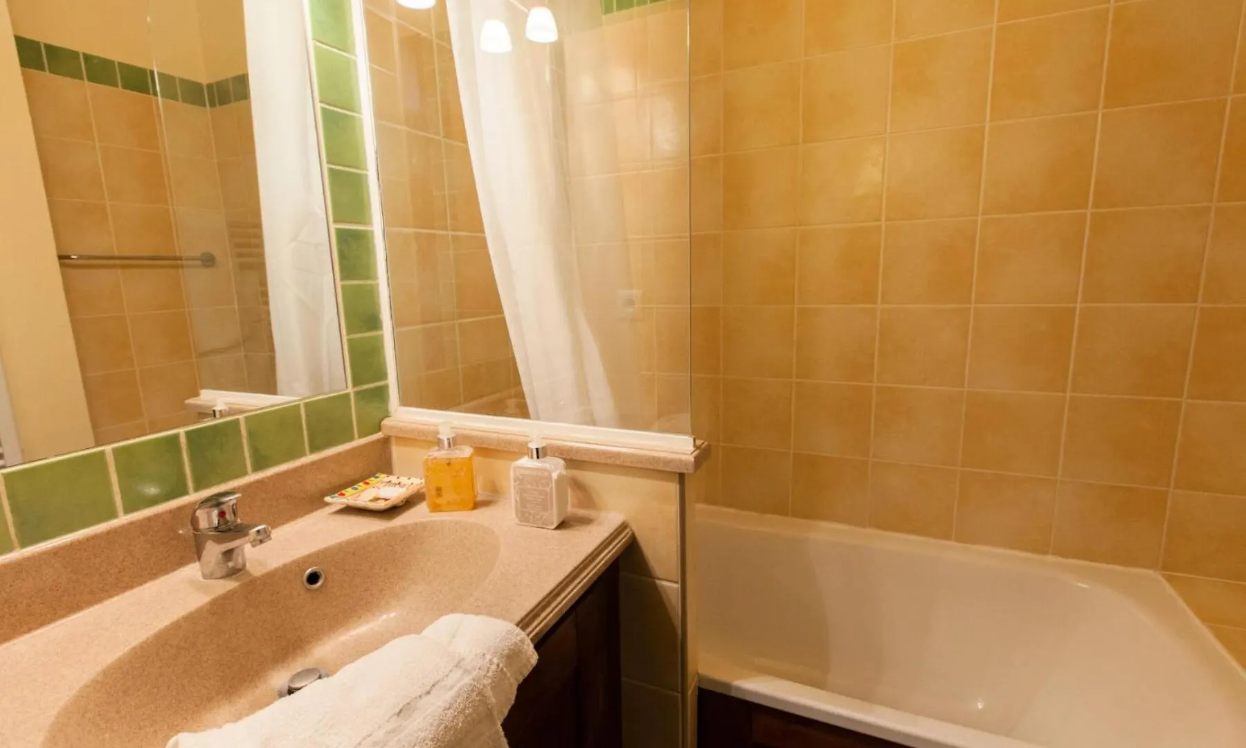 Residence Alpaga - Appartement Chaleureux - Proche Des Pistes - Parking Couvert & Casier A Skis Mae-1021 라살르레알프 아파트